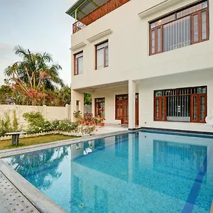 3* Hotel Karohi